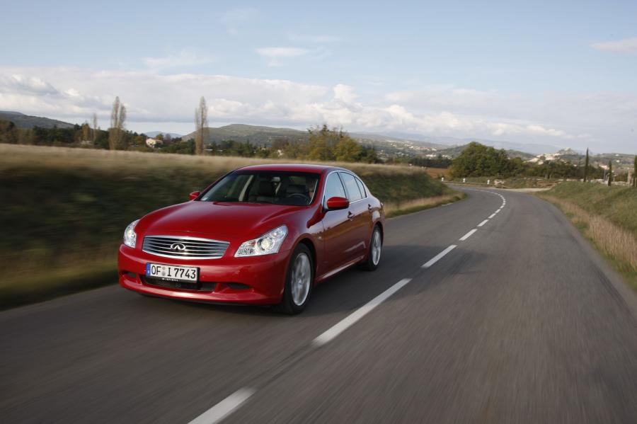  Infiniti G37 2008 года  (EU) (фото 53 из 93)
